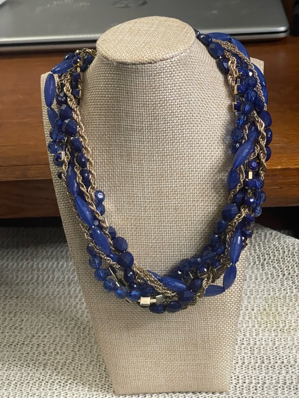 New Ann Taylor LOFT Women's Blue Bead Crystal Rope Chain Twisted Necklace 16”